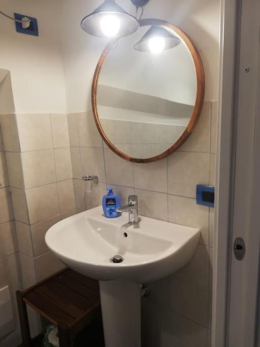 Il Cortiletto, Spazio Alla Fantasia Appartement Napels Buitenkant foto