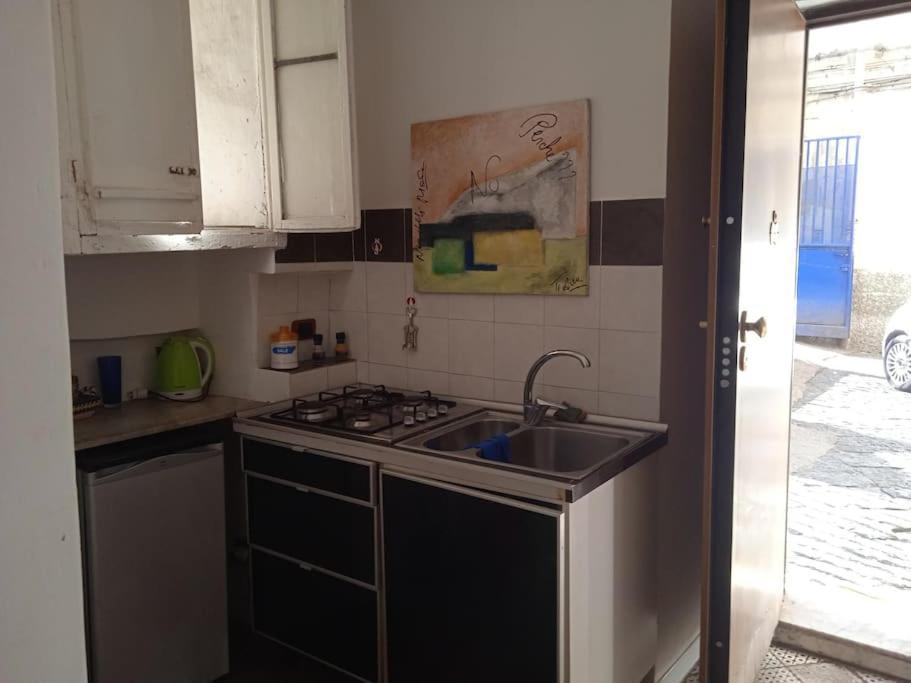 Il Cortiletto, Spazio Alla Fantasia Appartement Napels Buitenkant foto