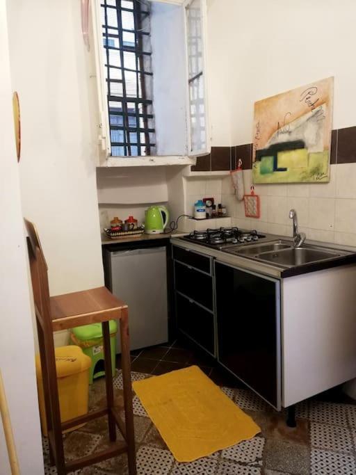 Il Cortiletto, Spazio Alla Fantasia Appartement Napels Buitenkant foto